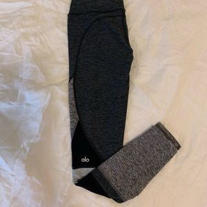 Alo Yoga  high waist Alo soft Momentum Leggings